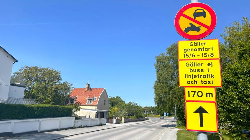Gutebacken, avstängning, skylt