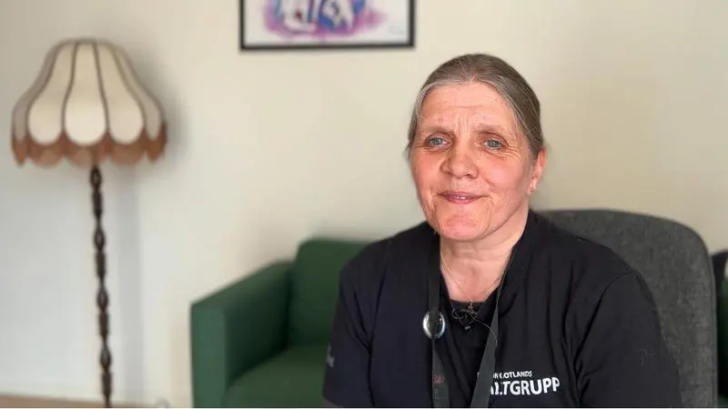 Laila Karlsson, har provat flera jobb inom regionen i många år innan hon bestämde sig för att jobba med ungdomar. "Jag känner att jag har mycket kvar att ge", säger hon.