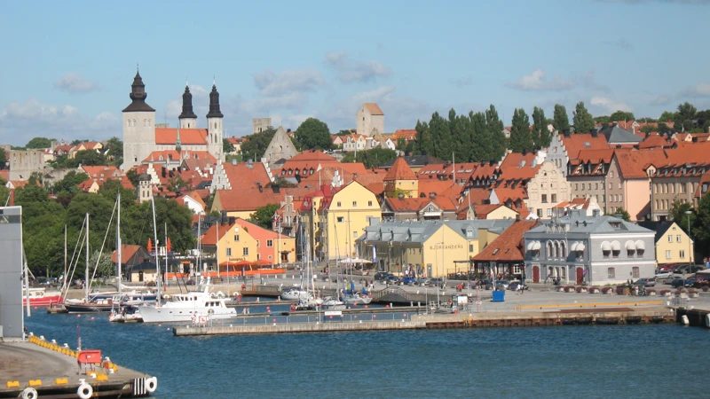 Vy över Visby hamn