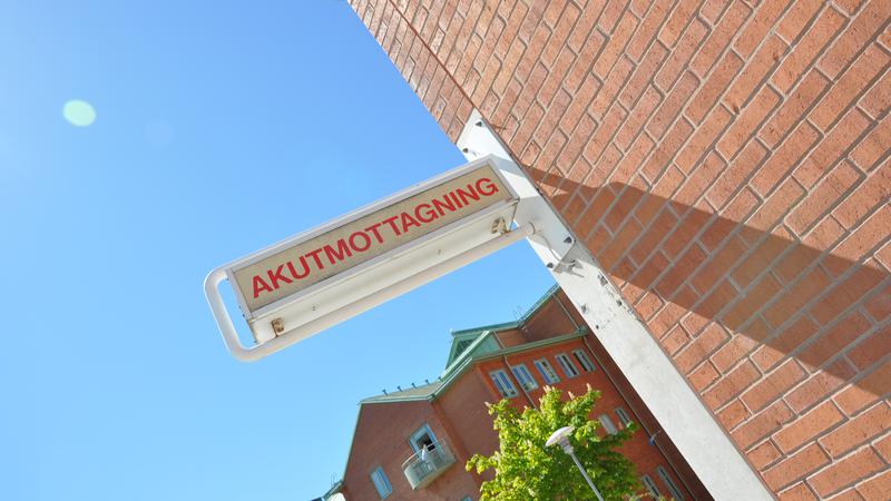 Bild på akutmottagningens skylt på Visby lasarett